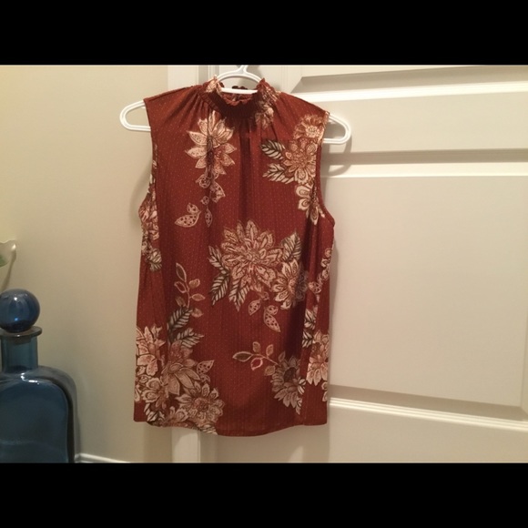 Sleeveless blouse - Picture 1 of 4